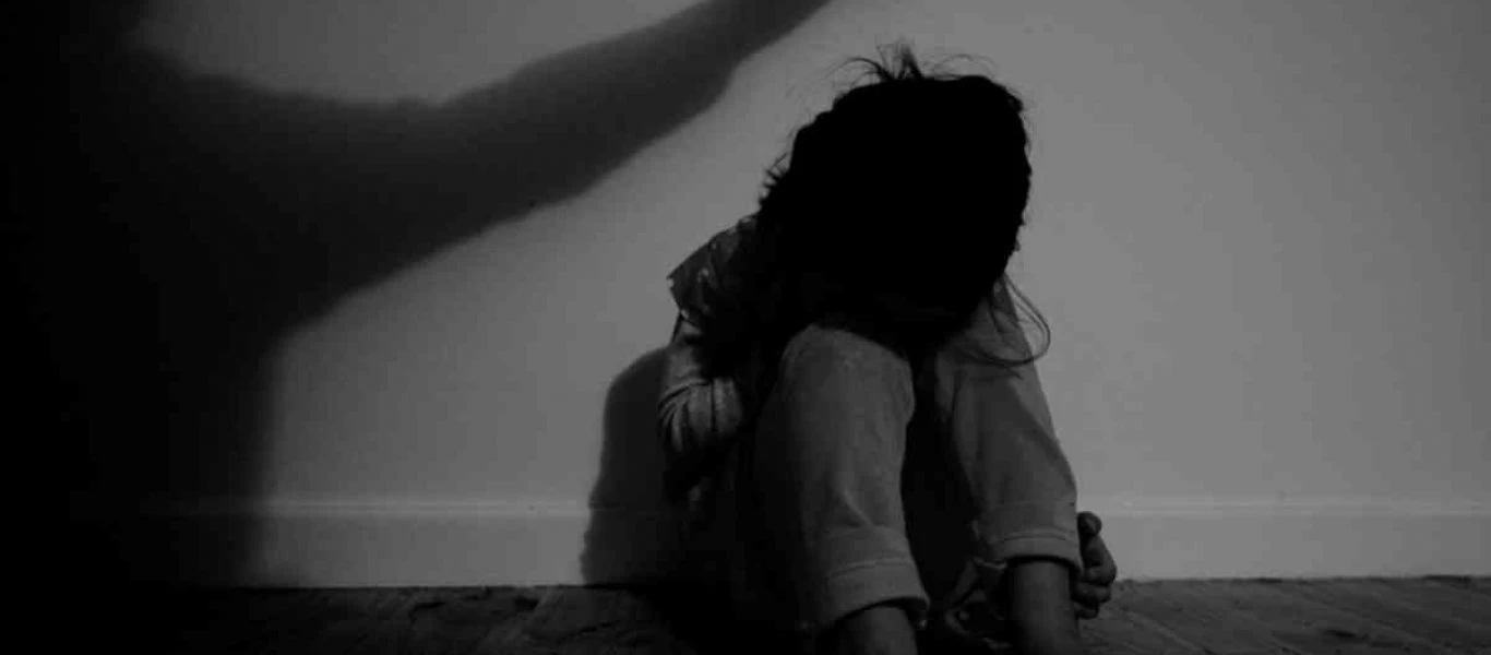 Κρήτη - Άγριος ξυλοδαρμός 10χρονου: Ποινή φυλάκισης 2,5 ετών στον 41χρονο αλλοδαπό πατέρα